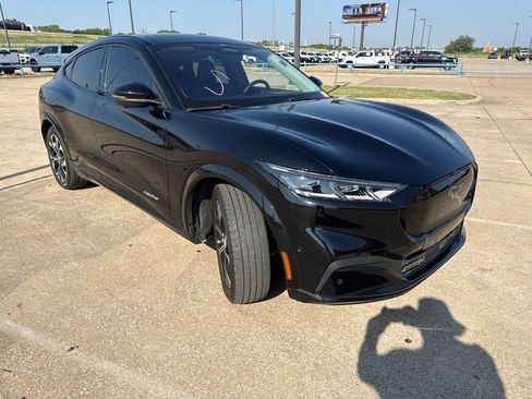 Used 2023 Ford Mustang Mach-E Premium RWD image 19