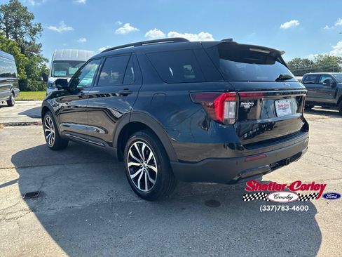 Used 2025 Ford Explorer ST-Line AWD/4WD image 12