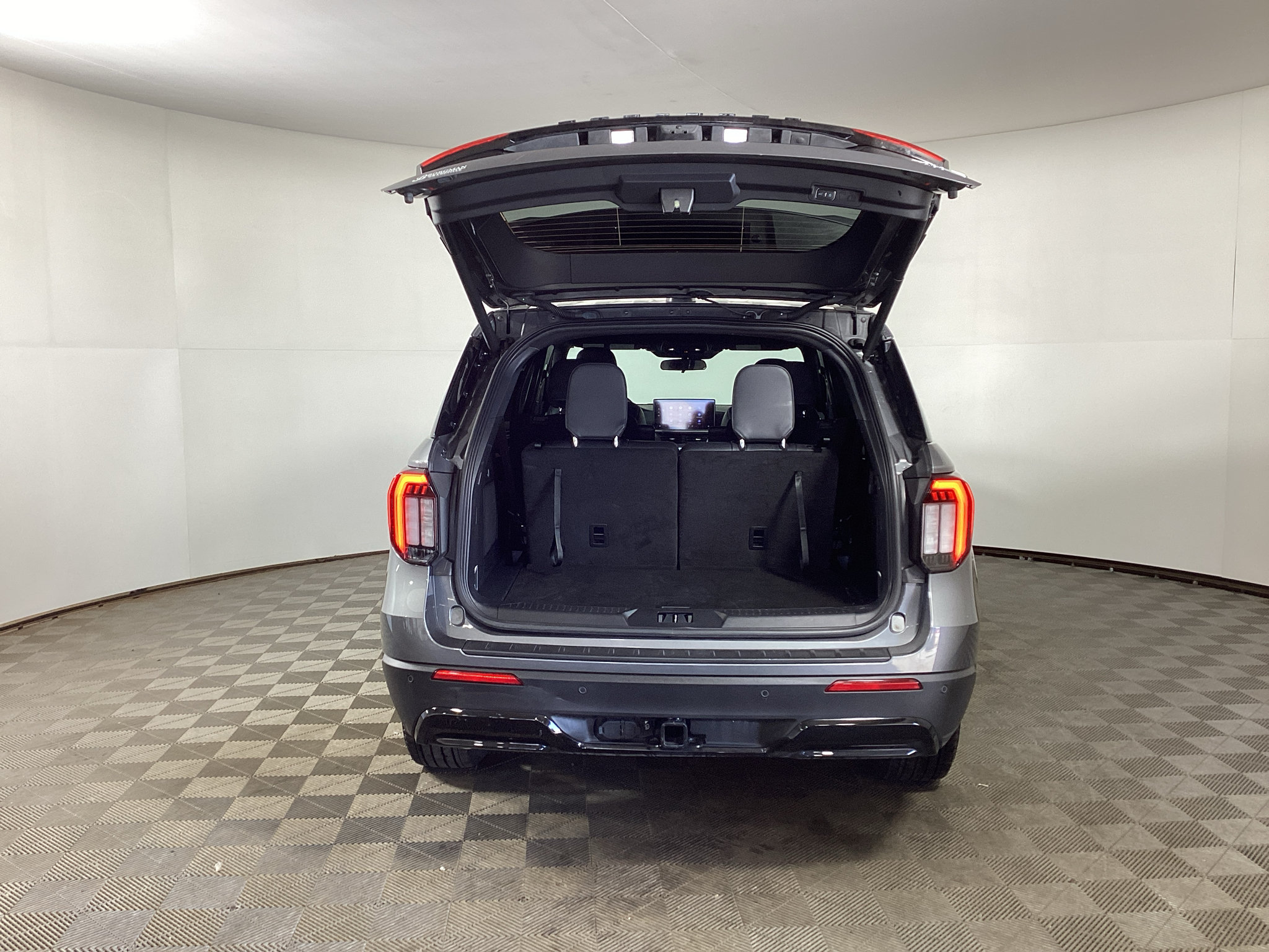 Used 2026 Ford Explorer ST-Line AWD/4WD image 31