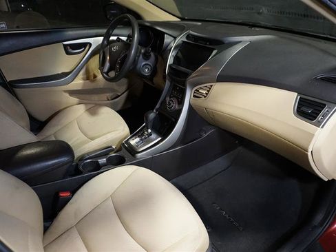 Used 2013 Hyundai Elantra GLS image 17
