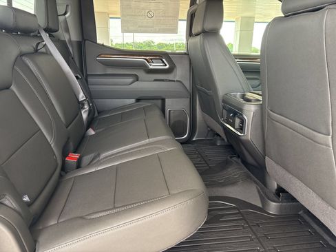 New 2026 GMC Sierra 1500 Elevation w/ Elevation Premium Package AWD/4WD image 16