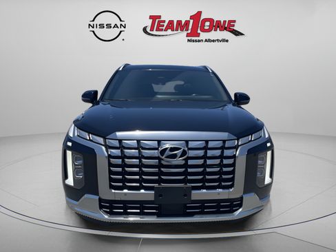 Used 2023 Hyundai Palisade Calligraphy w/ Cargo Package AWD/4WD image 2