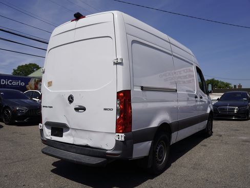 Used 2023 Mercedes-Benz Sprinter 1500 image 7