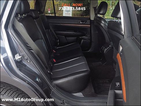 Used 2013 Subaru Outback 2.5i Limited w/ Moonroof Pkg image 15