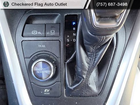 Used 2019 Toyota RAV4 Limited AWD/4WD image 20