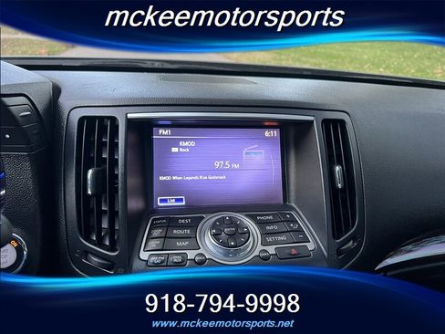 Used 2012 INFINITI G37 Journey w/ Premium Pkg image 11