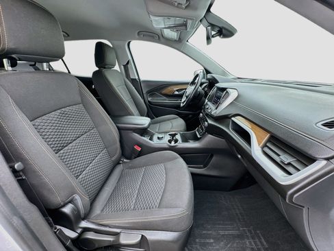Used 2020 GMC Terrain SLE w/ LPO, Floor Liner Package FWD image 19