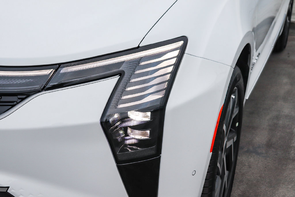 New 2027 Chrysler Pacifica Pinnacle AWD/4WD image 5