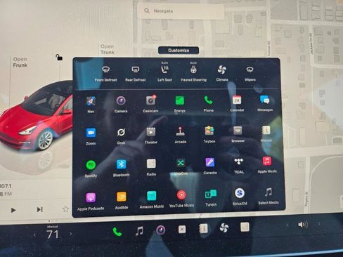 Used 2023 Tesla Model 3 Standard Range image 40