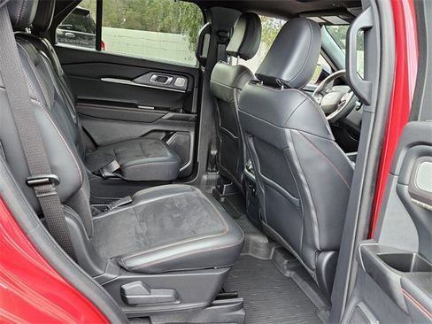 Certified 2025 Ford Explorer ST image 16