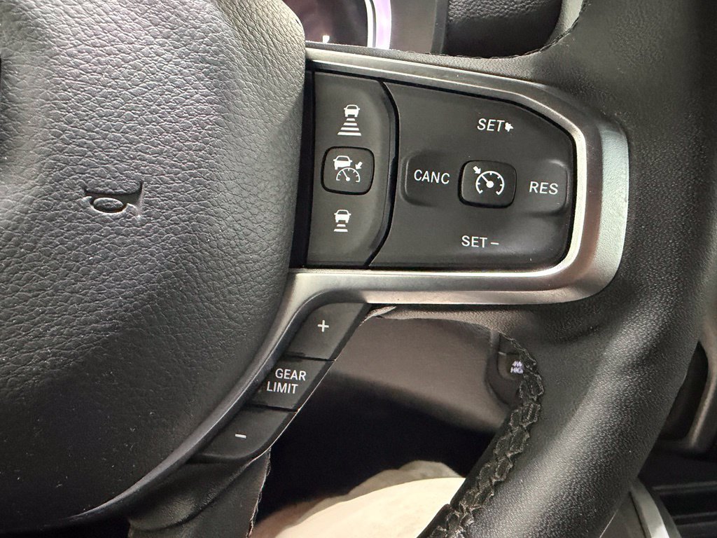 Used 2025 RAM 1500 Big Horn AWD/4WD image 23