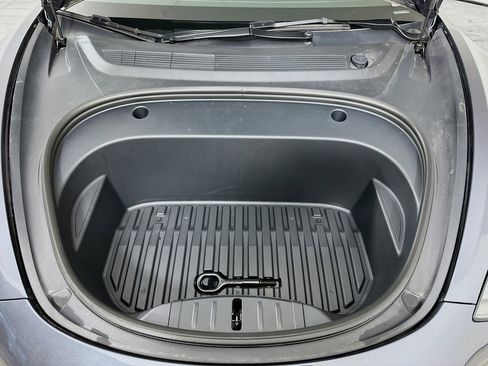 Used 2023 Tesla Model 3 Performance image 33