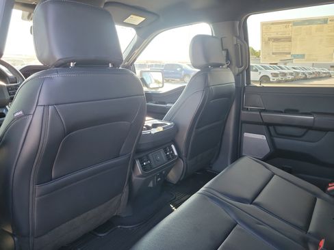 New 2025 Ford F150 Lariat w/ FX4 Off-Road Package image 11