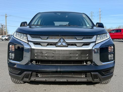 Used 2024 Mitsubishi Outlander Sport ES image 2
