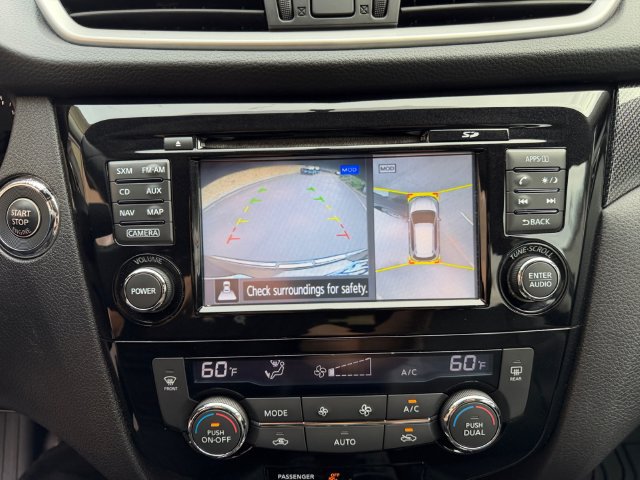 Used 2016 Nissan Rogue SL w/ SL Premium Package AWD/4WD image 16