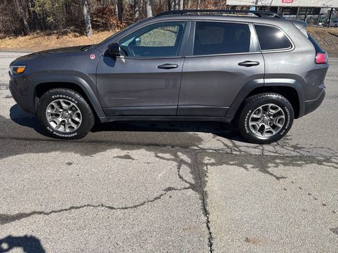 Used 2022 Jeep Cherokee Trailhawk w/ Sound & Nav Group image 6