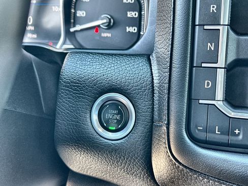 Certified 2021 GMC Yukon Denali image 17