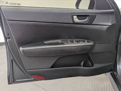 Used 2020 Kia Optima LX FWD image 9