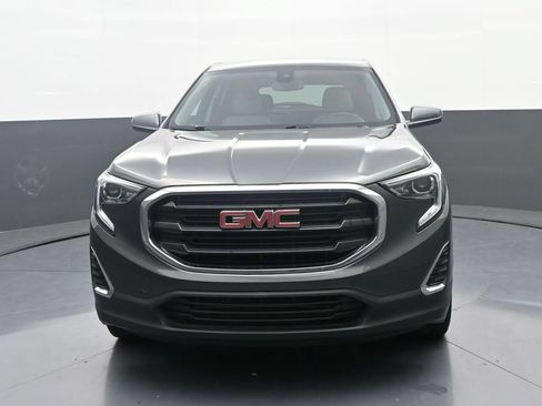 Used 2020 GMC Terrain SLE FWD image 2