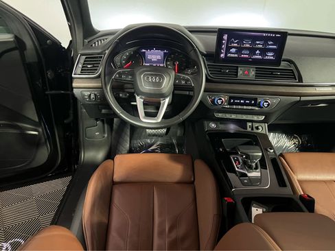 Used 2023 Audi Q5 2.0T Premium w/ Convenience Package image 13