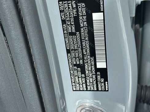 Certified 2025 Volvo EX90 Ultra AWD/4WD image 37