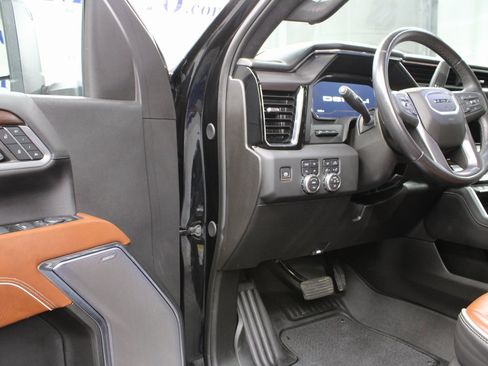 Used 2024 GMC Sierra 2500 Denali Ultimate w/ Max Trailering Package image 62