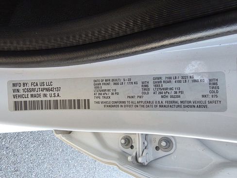 Used 2023 RAM 1500 Laramie image 32