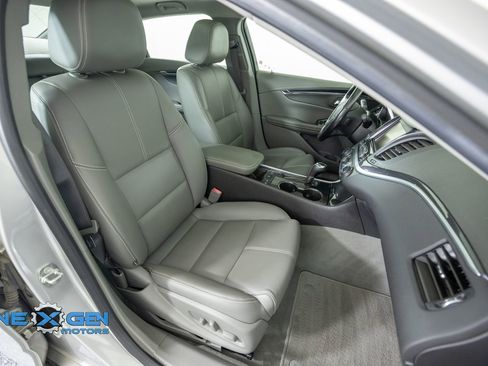Used 2019 Chevrolet Impala LT w/ Sunroof and Spoiler Package FWD image 43