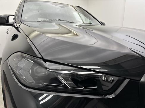 New 2026 BMW X5 M60i image 18