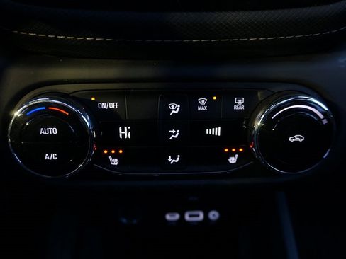 Certified 2023 Chevrolet TrailBlazer ACTIV w/ Sun and Liftgate Package image 15