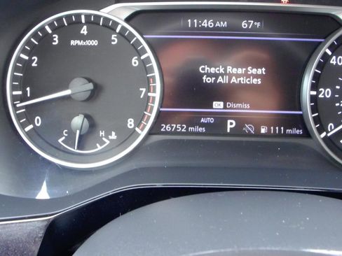 Used 2025 Nissan Pathfinder SV AWD/4WD image 10