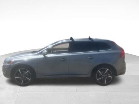 Used 2016 Volvo XC60 T6 R-Design Platinum w/ Climate Package AWD/4WD image 2