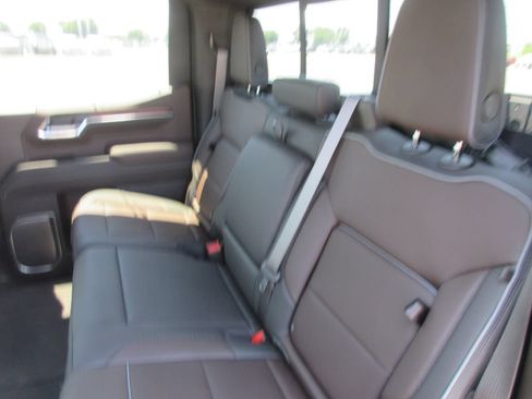 New 2026 GMC Sierra 1500 Denali w/ Denali Reserve Package AWD/4WD image 13