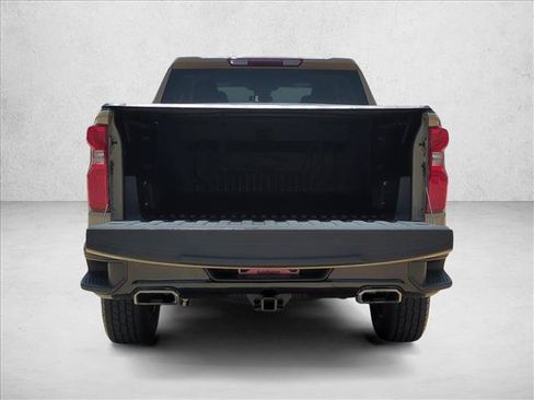 Used 2022 Chevrolet Silverado 1500 LT Trail Boss w/ LPO, Dark Essentials Package AWD/4WD image 6