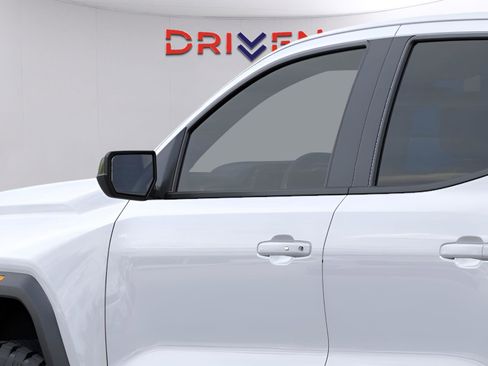 New 2026 GMC Canyon Elevation w/ Convenience Package image 22