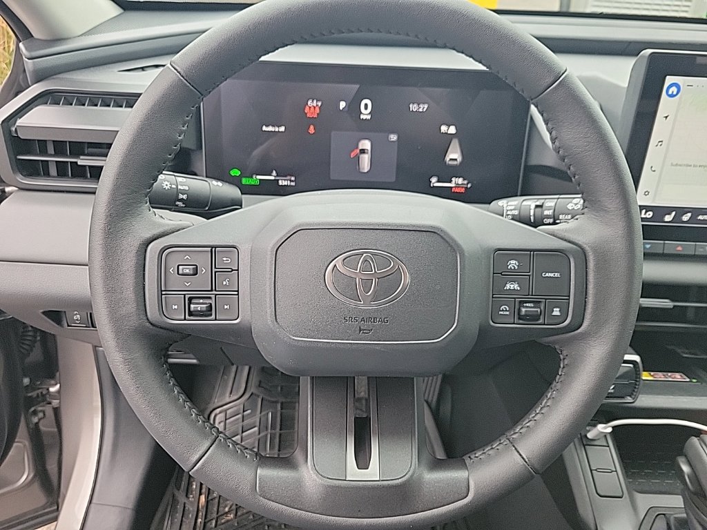 Used 2026 Toyota RAV4 XLE Premium w/ Panoramic Sun Roof Package AWD/4WD image 32