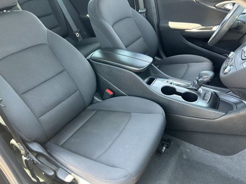 Certified 2024 Chevrolet Malibu LT FWD image 11