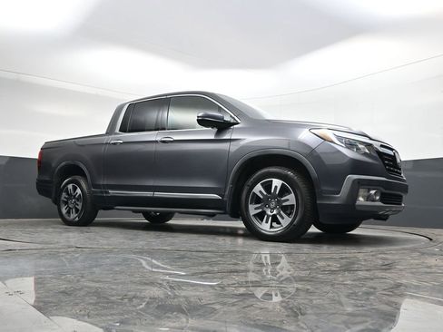 Used 2019 Honda Ridgeline RTL-E image 27
