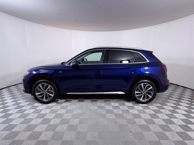 Certified 2024 Audi Q5 2.0T Premium Plus w/ Premium Plus Package AWD/4WD image 4
