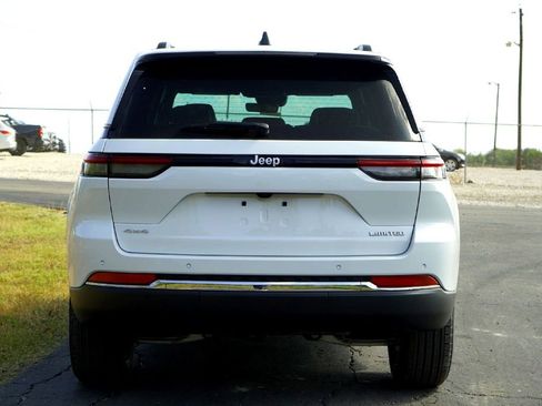 New 2025 Jeep Grand Cherokee Limited image 7