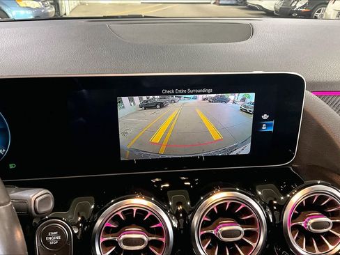 Used 2021 Mercedes-Benz GLA 250 4MATIC image 27