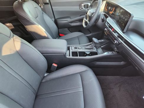 New 2026 Kia Sorento S image 12