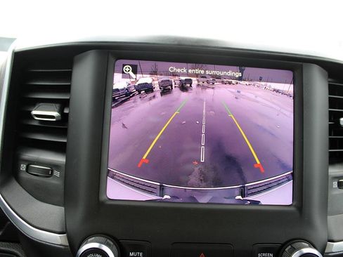 Used 2021 RAM 1500 Big Horn image 18