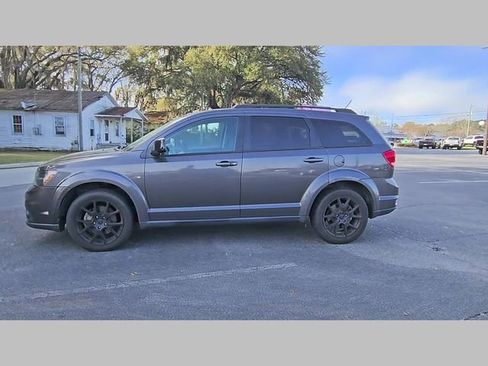 Used 2015 Dodge Journey SXT w/ Flexible Seating Group image 23