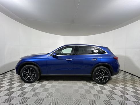 Used 2026 Mercedes-Benz GLC 300 4MATIC image 4