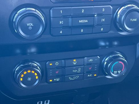 Used 2020 Ford F150 XLT w/ Equipment Group 302A Luxury image 17