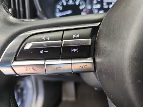 Used 2025 MAZDA CX-50 AWD 2.5 S w/ Premium Package image 17