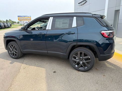 New 2026 Jeep Compass Limited w/ Sun, Sound & Navigation Group AWD/4WD image 7
