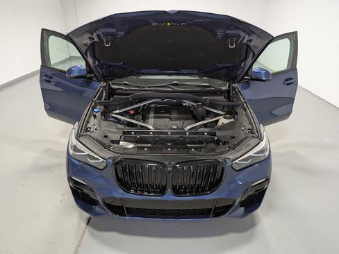 Used 2021 BMW X5 xDrive40i w/ M Sport Package AWD/4WD image 13