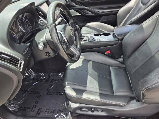 Used 2018 INFINITI Q60 3.0t Luxe w/ Sensory Package 3.0T Luxe RWD image 6